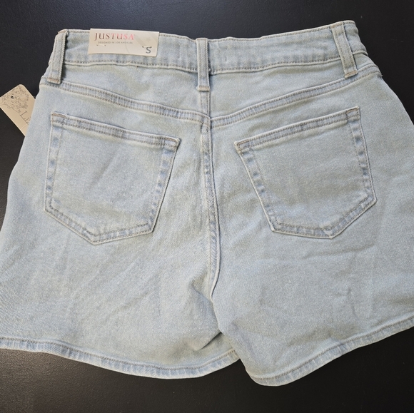 Just USA Blue Jean Denim Shorts Size Small 4-6 Juniors Womens Light Wash - Picture 4 of 6